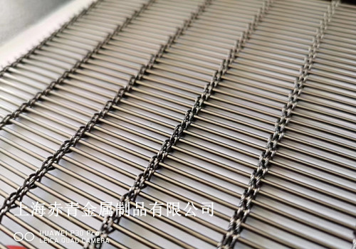 金屬裝飾網(wǎng)的分類及應(yīng)用(圖1) 1-200424154PcZ.jpg